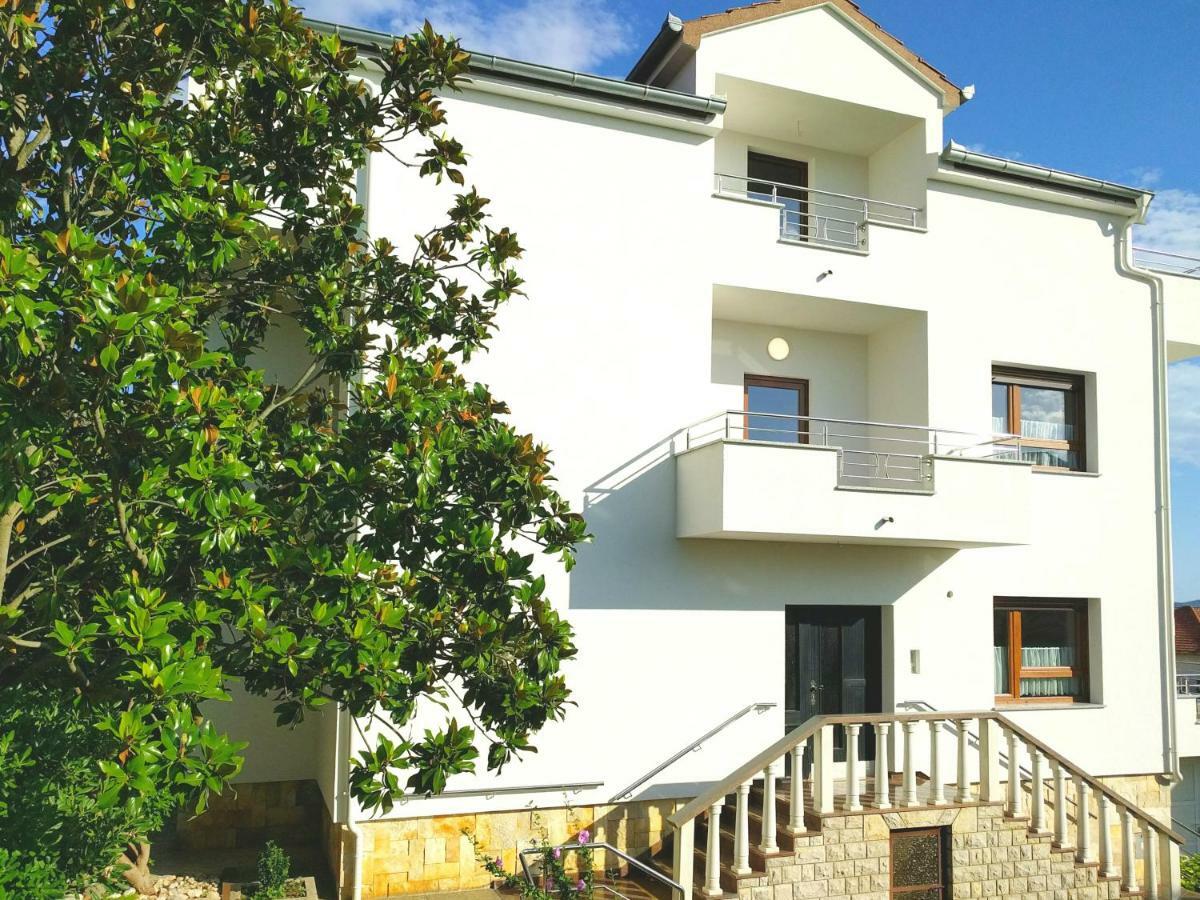 Local Lifestyle Apartman Zára Kültér fotó